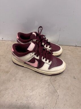 Nike Dunks Kids Sneakers in Maroon, Pink, Cream